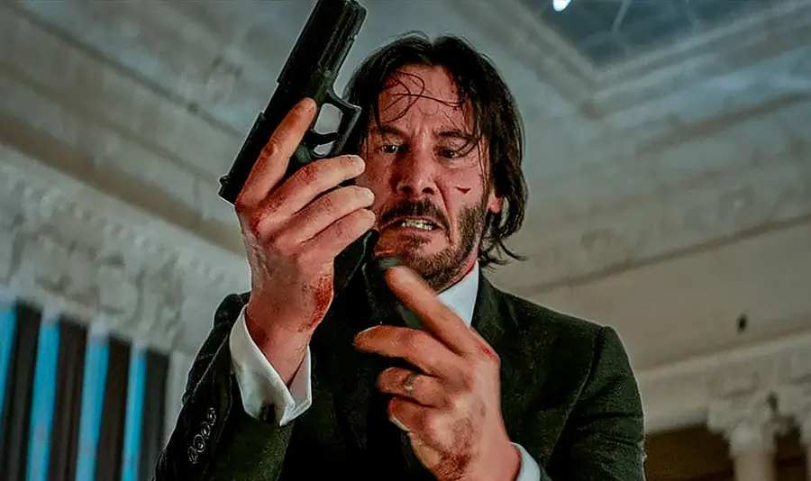 GLOCK 17 używany przez bohatera filmu akcji